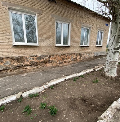 Ямальцы проведут капитальный ремонт школы в Волновахском районе  