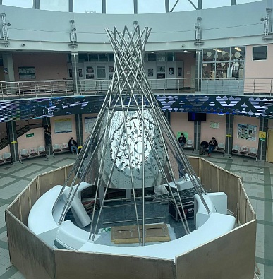 Инсталляцию с птицами в аэропорту Салехарда заменит функциональный модуль