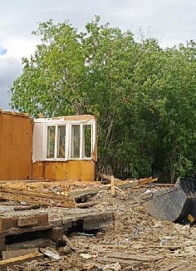 В Приуралье начался разбор аварийного многоквартирника