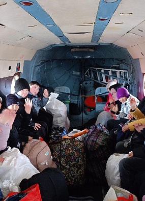 В Приуралье начался развоз детей тундровиков по стойбищам