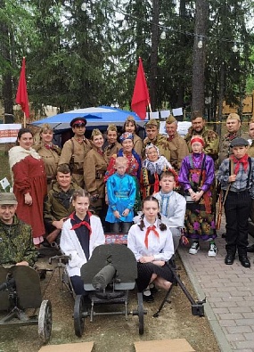 Педагоги и ученики Катравожа оживили трагедию 22 июня в Салехарде