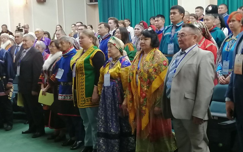 В Салехарде обсуждают меры поддержки коренным северянам