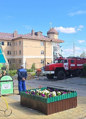 Огнеборцы провели тактические учения в музее Аксарки