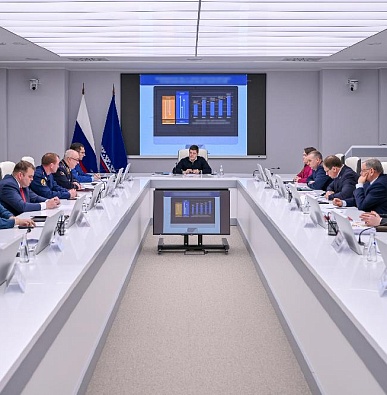 Губернатор Ямала провел внеочередное совещание по обеспечению правопорядка 